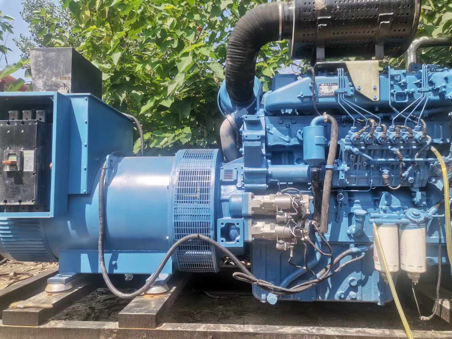 头屯河详细说明降低 800kW 柴油发电机输出电流波动的方法